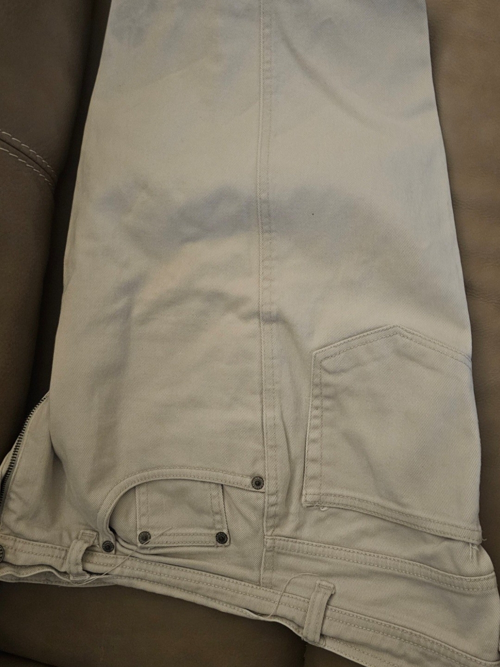 Bill Blass Womens Straight Leg Jeans in Light Beige
